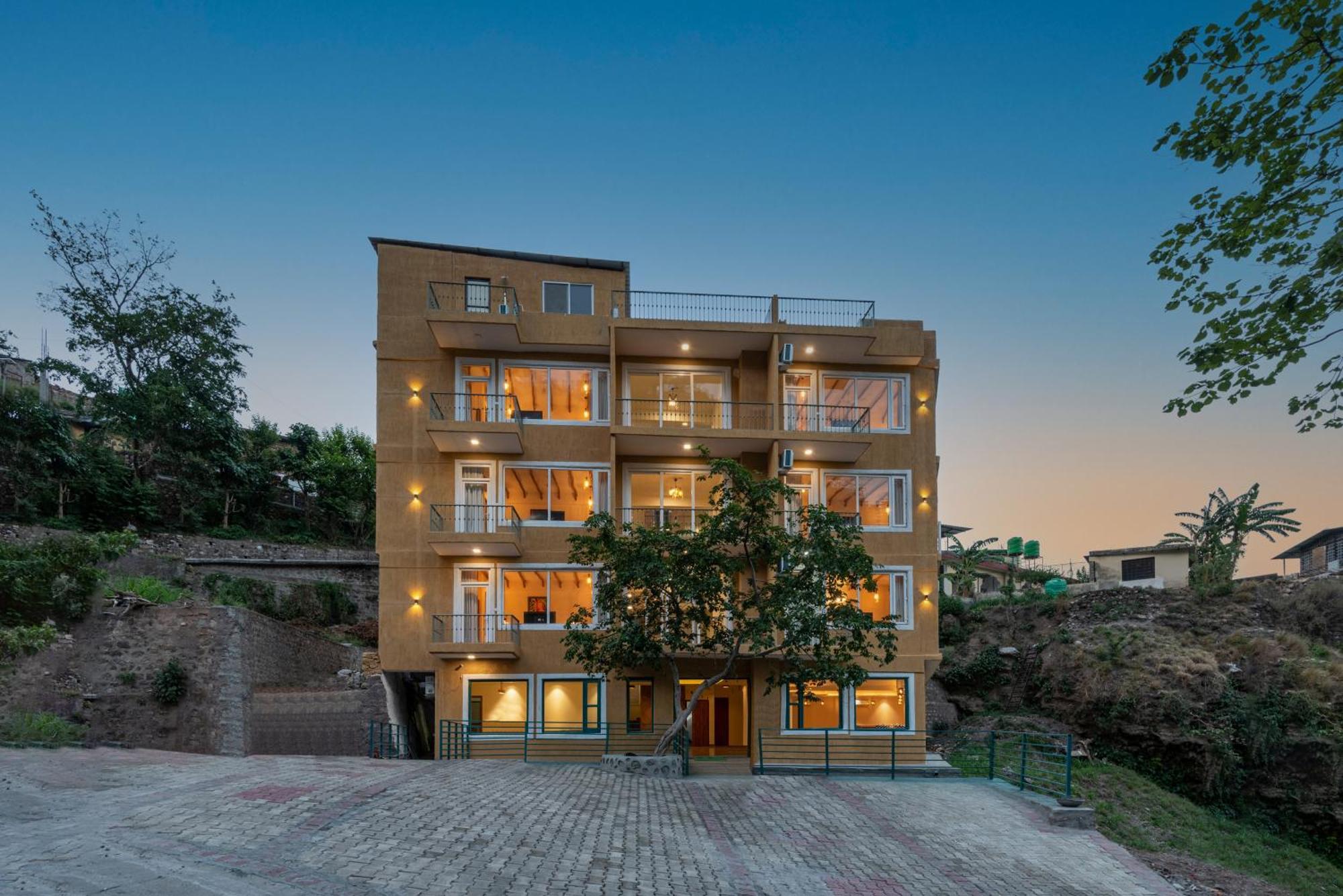 Ekawa Ganga By Lawrence Hotels Rishikesh Bagian luar foto