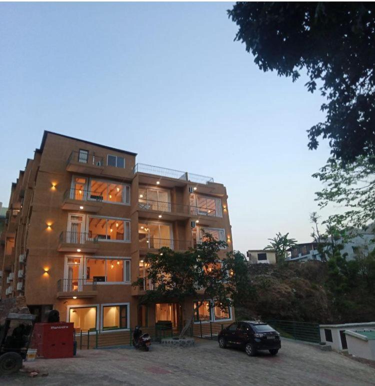 Ekawa Ganga By Lawrence Hotels Rishikesh Bagian luar foto